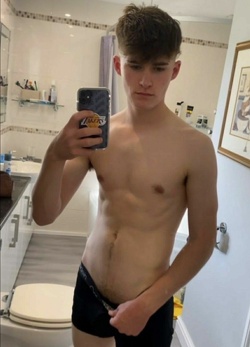 Je ch un maitre qui me corrige sévèrement