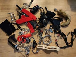 LEATHER, LATEX, SPORT FETICHE
