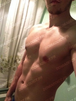 Massage naturiste gratuit pour beurs arabes blacks (Île-de-France, Paris)