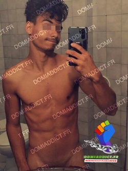 Bogoss black soumis d'Amiens à niquer