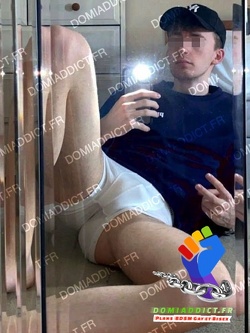 CrunchBoy rech dominateur pervers sans tabous