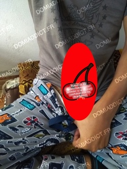 Jeune homme bisex soumis pour hommes ou femmes