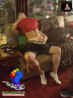 Viens pomper nos zobs de jeunes lascars gays