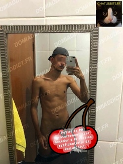 Rebeu domi pour bogoss soumis