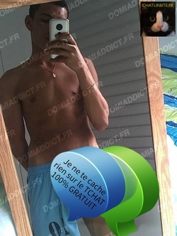 Boblk reçoit bi gay