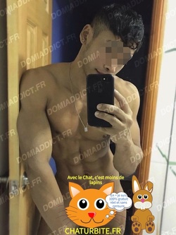 Jeune homme veut de la bite de mature