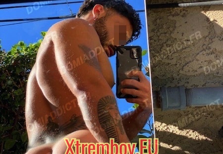 J'organise une partouze entre mecs en pleine exhib dans mon jardin