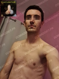 Cherche un domi pour jouer avec moi
