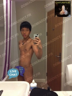 Minet asiat gay doseur de renois