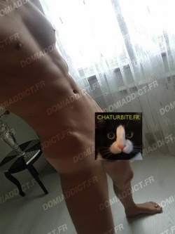 Epicurien gourmand mature