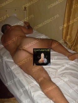 Homme masculin soumis