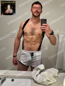 Homme cherche un ami dominateur pour jouer ensemble