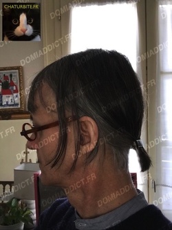 ERIKA gay slave reçoit maître pour bondage mise au pilori
