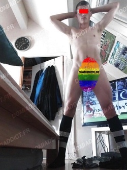Dominateur cherche soumis pour son slave sur le 93