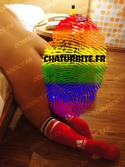 Jeune homme novice veut essayer le sm et se faire dominer