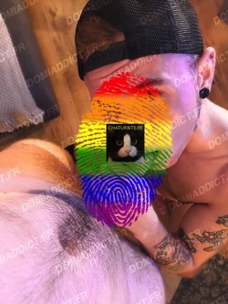 Très bon suceur gay