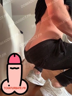 Homme soumis (Montpellier/Nîmes) cherche Maître pour relation larbin & soumission douce