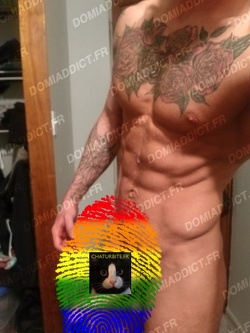 Marco Parisien Dominant : Recherche Soumis Réguliers ou en Appartenance – BDSM Paris