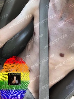 Soumis BDSM à Rennes – Bondage, Chasteté et Jeux de Maîtres