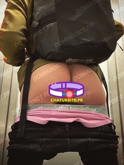 Aix-en-Provence - Offrir mes fesses à 2 mâles pour me faire remplir de jus