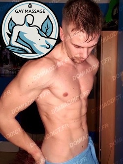 Massage naturiste entre homme