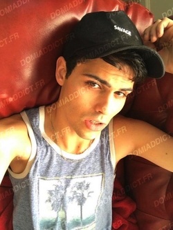 Jeune homme passif cherche dady